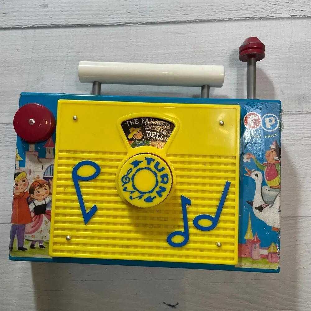 Fisher price 2009 farmer in the dell music‎ radio
